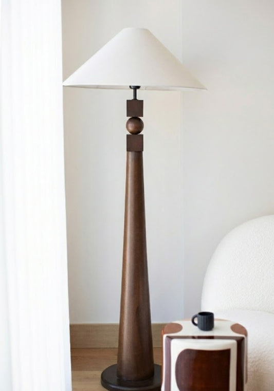 Nordic Masif Ahşap Lambader Ceviz